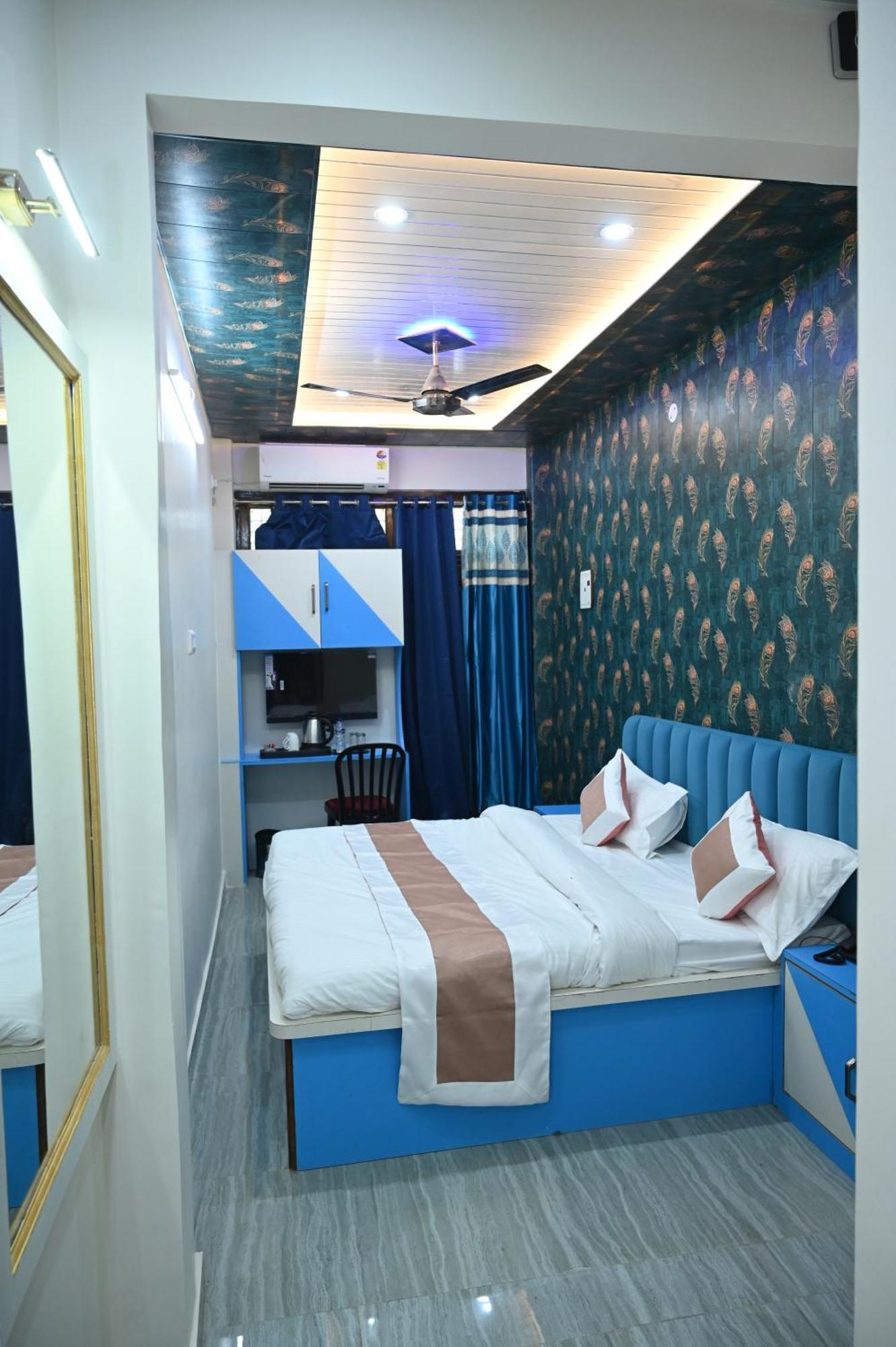 Sun High Stay Luxury Guest House Varanasi Exterior photo
